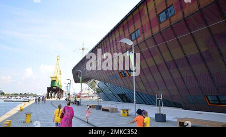 Szczecin, Pologne. 17 août 2022. La construction du Centername des Sciences marines de Jerzy Stelmach à Szczecin. Banque D'Images