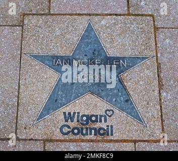L'étoile Ian McKennen sur la promenade de la renommée du conseil de Wigan, Believe Square / Life Centre, le Wiend, le centre-ville de Wigan Banque D'Images