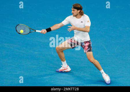 Melbourne, Australie. 29th janvier 2023. 3rd SEED STEFANOS TSIPSAS de Grèce en action contre 4th SEED NOVAK DJOKOVIC de Serbie sur Rod laver Arena dans le match de finale des singles hommes le jour 14 de l'Open d'Australie 2023 à Melbourne, en Australie. Sydney Low/Cal Sport Media/Alamy Live News Banque D'Images
