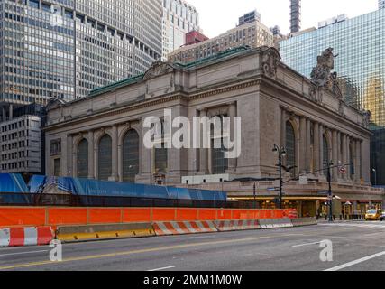 Vue rare du Grand Central terminal: Après la démolition du site d'un Vanderbilt, et avant la construction atteint le niveau de la rue. Banque D'Images