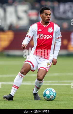 ROTTERDAM, PAYS-BAS - JANVIER 29 : le bois de Jurien d'Ajax contrôle le ballon lors du match néerlandais Eredivisie entre Excelsior Rotterdam et Ajax à Van Donge & de Roo Stadion sur 29 janvier 2023 à Rotterdam, pays-Bas (photo de Peter Lous/ Orange Pictures) Banque D'Images