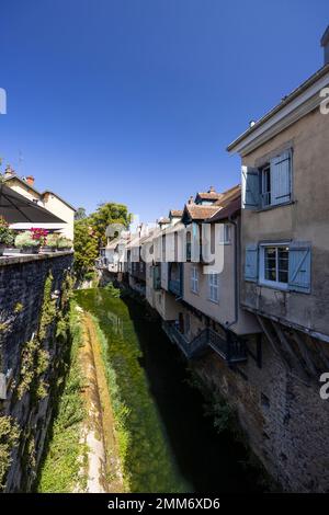 Vieille ville d'Arbois, département du Jura, Franche-Comté, France Banque D'Images