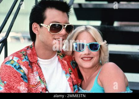 CHRISTIAN SLATER et PATRICIA ARQUETTE en ROMANCE VÉRITABLE 1993 réalisateur TONY SCOTT écrit par Quentin Tarantino et (non crédité) Roger Avary costume design Susan Backer musique Hans Zimmer Morgan Creek Entertainment / Davis-films / August Entertainment / Miramax / Sterling MacFadden / True Romance Productions Banque D'Images