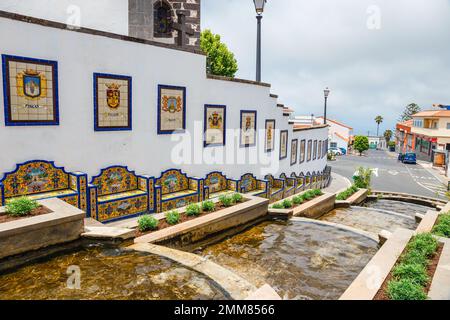 Firgas, Gran Canaria, Espagne, 19 juillet, 2022: Célèbre Paseo de Canarias rue sur Firgas, Gran Canaria, îles Canaries, Spainfamous Paseo de Canarias str Banque D'Images