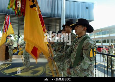 1st Cavalry Division a accueilli de nouveaux troopers après qu'ils ont terminé leur intégration de troupe Pegasus en traitement à fort Hood, Texas, 15 septembre 2022. Les troopistes passent moins de deux semaines à apprendre l'histoire de la division et à obtenir le temps de s'établir. Banque D'Images