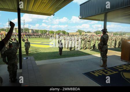 1st Cavalry Division a accueilli de nouveaux troopers après qu'ils ont terminé leur intégration de troupe Pegasus en traitement à fort Hood, Texas, 15 septembre 2022. Les troopistes passent moins de deux semaines à apprendre l'histoire de la division et à obtenir le temps de s'établir. Banque D'Images