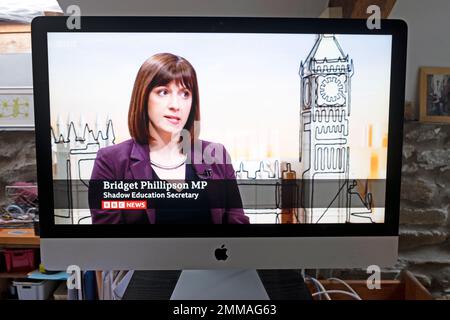 Bridget Phillipson Shadow Education Secretary discutant de la grève des enseignants sur BBC News Computer Screen 27 janvier 2023 à Londres Royaume-Uni Grande-Bretagne Banque D'Images