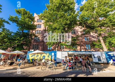 Kiosque snack bar Rhyschaenzli Buvette Kaserne sur les rives du Rhin à Kleinbasel, Bâle, canton de Bâle-ville, Suisse Banque D'Images