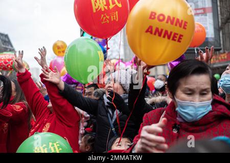 Paris, France. 29th janvier 2023. Olivier Donnars / le Pictorium - défilé du nouvel an chinois traditionnel - 29/1/2023 - France / Ile-de-France (région) / Paris 13th quartier (13th arrondissement de Paris) - Le défilé traditionnel chinois du nouvel an a fait son retour dans le 13th arrondissement de Paris après une interruption de 3 ans due à la pandémie de Covid. Credit: LE PICTORIUM / Alamy Live News Banque D'Images