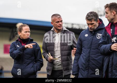 Telford, Royaume-Uni. 29th janvier 2023. Telford, Angleterre, 29 janvier 2023: Paul Konchesky (directeur de Ham Ouest) pendant le match de la coupe de la FA Womens entre Wolverhampton Wanderers et Ham Ouest Unis à New Bucks Head à Telford, Angleterre (Natalie Mincher/SPP) crédit: SPP Sport Press photo. /Alamy Live News Banque D'Images