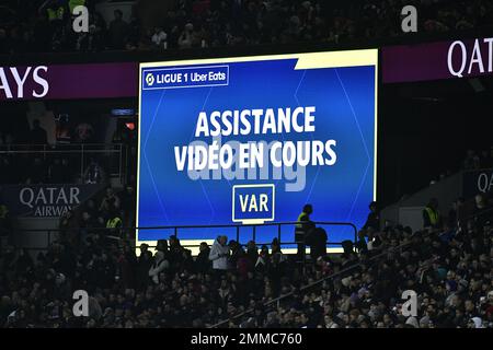 Julien Mattia / le Pictorium - PSG - Reims - 30/11/2016 - France / Ile-de-France (région) / Paris - assistance vidéo pendant le match entre PSG et Stade de Reims au Parc des Princes, 29 janvier 2023. Banque D'Images