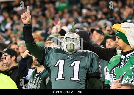 Philadelphie, Pennsylvanie, États-Unis. 29th janvier 2023. Pennsylvanie, États-Unis ; Un Philadelphia Eagles célèbre la victoire de l'équipe sur le San Francisco 49ers pour le championnat NFC à Philadelphie, Pennsylvanie. Crédit obligatoire Eric Canha/CSM/Alay Live News Banque D'Images