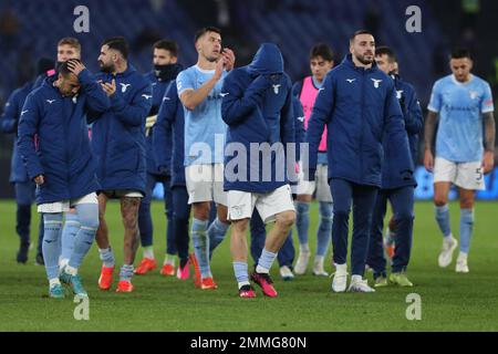 Rome, . 29th janvier 2023. Rome, Italie 29,1.2023: Déception équipe Lazio à la fin de la série Un match de football, jour 20, entre SS Lazio vs ACF Fiorentina au Stadio Olimpico sur 29 janvier 2023 à Rome, Italie. Crédit : Agence photo indépendante/Alamy Live News Banque D'Images