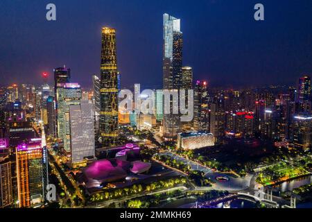 Guangzhou city at night Banque D'Images