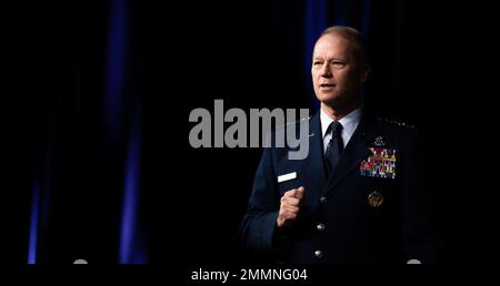 Le général Mark Kelly, commandant du Commandement de combat aérien, s'exprime à la Conférence sur l'air, l'espace et la cyberconférence, le 21 2022 septembre, à Washington D.C. Kelly a défini l'importance de la capacité face à une menace conflictuelle croissante des pairs. Banque D'Images