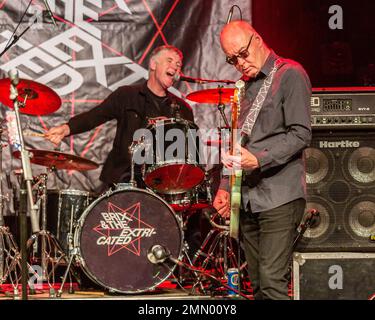 Paul Hanley et Steve Hanley. Brix & The Extricated au Colchester Arts Centre, Essex. 18 novembre 2018 Banque D'Images