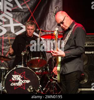 Paul Hanley et Steve Hanley. Brix & The Extricated au Colchester Arts Centre, Essex. 18 novembre 2018 Banque D'Images