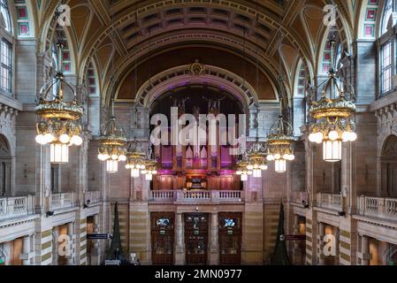 Royaume-Uni, Ecosse, Glasgow, Kelvingrove Art Gallery and Museum Banque D'Images