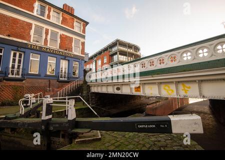 La navigation Pub près du canal dans le centre ville de Nottingham, dans le Nottinghamshire, Angleterre, Royaume-Uni Banque D'Images