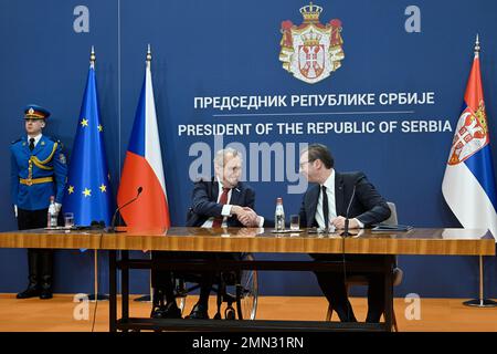 Belehrad, Srbsko. 30th janvier 2023. Le président tchèque Milos Zeman et le président serbe Aleksandar Vucic (à droite) s'expriment lors de la conférence de presse à Belgrade, en Serbie, au 30 janvier 2023. Crédit : vit Simanek/CTK photo/Alay Live News Banque D'Images