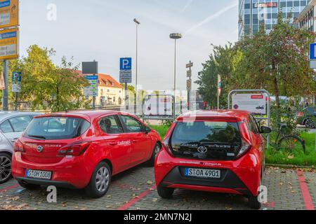 Véhicules de partage de voitures, stadtmobil, centre-ville de Bohnenviertel, Stuttgart, Bade-Wurtemberg, Allemagne du Sud, Europe Banque D'Images