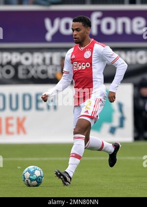 ROTTERDAM - Jurrien Timber of Ajax lors du match de première ligue des pays-Bas entre sbv Excelsior et Ajax au stade Van Donge & de Roo sur 29 janvier 2023 à Rotterdam, pays-Bas. ANP GERRIT VAN KOLOLEN Banque D'Images