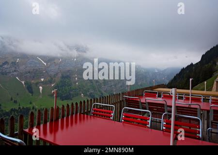 Vue panoramique de Berggasthaus aescher à Appenzellerland, Alpes suisses, Suisse Banque D'Images