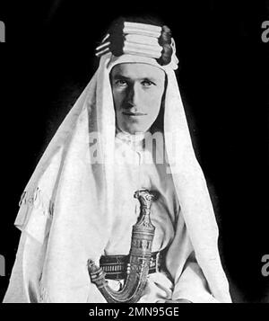 Lawrence d'Arabie. Portrait de T E Lawrence (Thomas Edward Lawrence : 1888-1935) en robe arabe, 1919 Banque D'Images