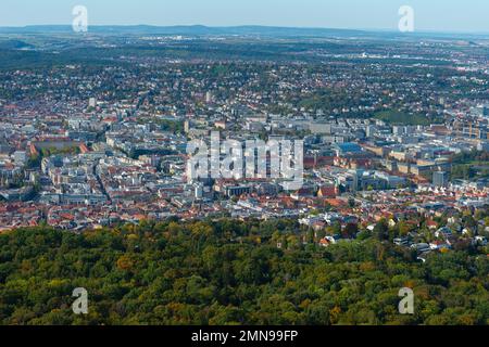 Vue aérienne de la tour de télévision sur Hohen Bopser, Degerloch la ville, Stuttgart, Bade-Wurtemberg, Allemagne du Sud, Europe centrale Banque D'Images