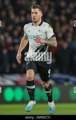 Derby, Royaume-Uni. 30th janvier 2023. James Collins #9 du comté de Derby pendant la coupe Emirates FA quatrième partie Derby County vs West Ham United au stade Pride Park, Derby, Royaume-Uni, 30th janvier 2023 (photo de Mark Cosgrove/News Images) à Derby, Royaume-Uni le 1/30/2023. (Photo de Mark Cosgrove/News Images/Sipa USA) crédit: SIPA USA/Alay Live News Banque D'Images