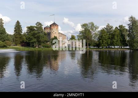 Savonlinna, Finlande - 11 août 2021 : vue sur le château d'Olavinlinna à Savonlinna en été Banque D'Images