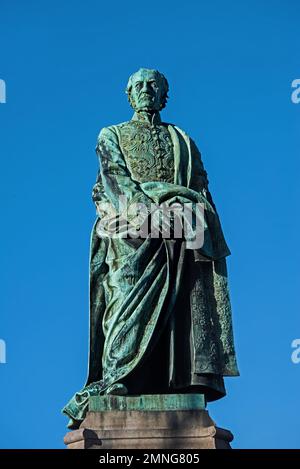 Statue de l'ancien Premier ministre britannique William Ewart Gladstone (1809-98) à Coates Crescent Gardens, Édimbourg, Écosse, Royaume-Uni. Banque D'Images