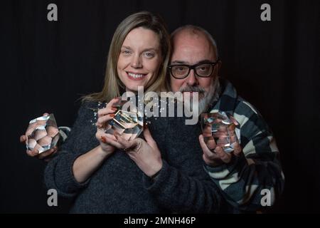 Alex de la Iglesia et le Bang de Caroline participant à une séance de portrait au Gerardmer International Fantastic film Festival 30th à Gerardmer, France sur 29 janvier 2023. Photo d'Aurore Marechal/ABACAPRESS.COM Banque D'Images