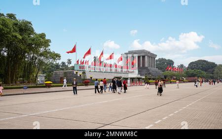 Hanoï, Vietnam, janvier 2023. Vue panoramique sur le mausolée de Ho Chi Minh dans le centre-ville Banque D'Images