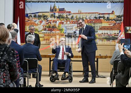 Belehrad, Srbsko. 30th janvier 2023. Le président tchèque Milos Zeman, à gauche, et son homologue serbe Aleksandar Vucic, à droite, ouvrent la Maison tchèque à Belgrade, en Serbie, sur 30 janvier 2023. Crédit : vit Simanek/CTK photo/Alay Live News Banque D'Images