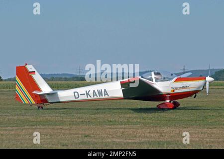 Allemagne, Bade-Wurtemberg, Tannheim: D-KAWA Scheibe SF.25C Falke 2000 (c/n 44650). Banque D'Images