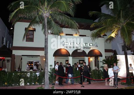 Atmosphère. Le restaurant DeVito South Beach accueille la « Fettuccine and Fiorentina » du South Beach Wine & Food Festival. Miami Beach, Floride. 2/23/08. Banque D'Images