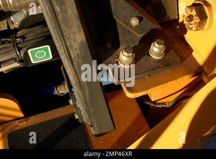 Différentes machines dans une fosse de gravier. Voici un dumper Moxy MT 26 Highline. Banque D'Images