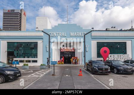 10 janvier 2023: Marché central Kuala Lumpur situé à côté de la rivière Klang en Malaisie. Le bâtiment original a été construit en 1888 par les Britanniques utilisé comme Banque D'Images