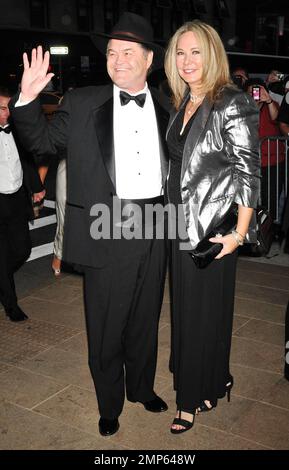 Micky Dolenz et sa femme Donna Quinter au gala d'automne 2011 du Ballet de New York, qui s'est tenu au David Koch Theatre du Lincoln Center. New York, NY 22nd septembre 2011. Banque D'Images