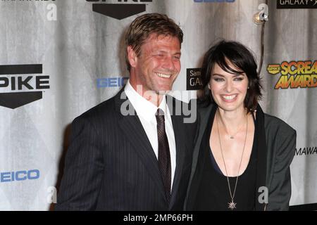 Sean Bean et Lena Headey au Spike TV's Scream Awards 2011 qui se tient à Universal Studios Backlot. Los Angeles, Californie. 15th octobre 2011. . Banque D'Images