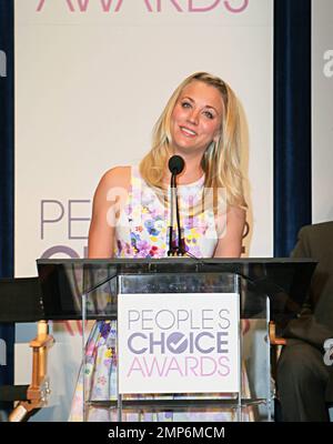 Accueillir Kaley Cuoco au 2013 People's Choice Awards nominations annonces tenues au Paley Center for Media à Beverly Hills, CA. 15th novembre 2012. Banque D'Images