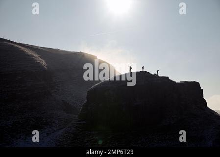 Pierre de Peter ou le rocher de gibbet Cressbrookdale Peak District Derbyshire Royaume-Uni Banque D'Images