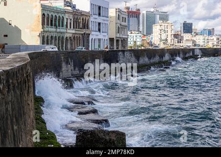 Malecon, Vedado, la Havane, Cuba. Banque D'Images