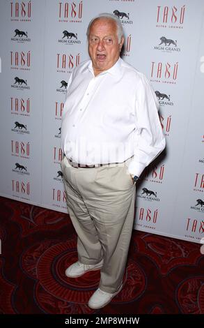 Tommy Lasorda au tournoi de Blackjack Sports Dream All-Star Celebrity qui s'est tenu au salon Tabu Ultra à l'intérieur du MGM Grand Hotel & Casino. Las Vegas, Nevada 14th octobre 2011. Banque D'Images