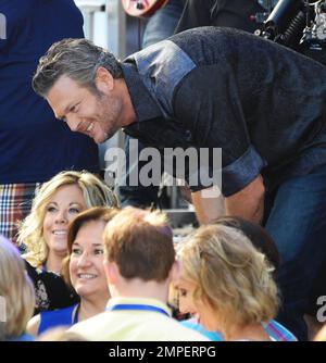 Blake Shelton se produit en direct au salon Today pour la série de concerts à New York, New York. 5th août 2016. Banque D'Images