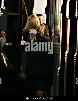 Exclusif !! Kate Hudson et Anne Hathaway photographent une scène pour Bride Wars. Boston, Ma. 4/24/08. Banque D'Images