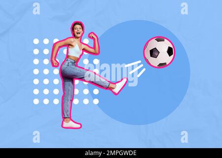 Image composite de collage de la jambe positive sportive girl kick football isolé sur fond bleu de dessin Banque D'Images