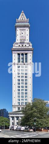 Le site de Boston Custom House Tower, construit en 1915 au sommet de la Custom House de 1847, est maintenant un hôtel Marriott en copropriété dans le quartier financier. Banque D'Images