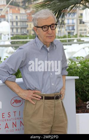 Woody Allen à la photocall 'Cafe Society' lors du Festival annuel du film de Cannes 69th. 11th mai 2016. Banque D'Images